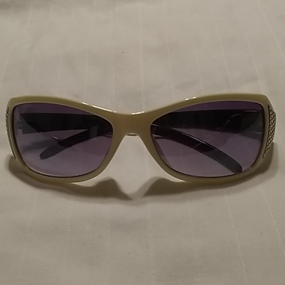 DG sunglasses